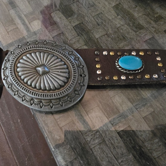 Johnny Was Turquoise/Leather Concho Belt Made in Italy M/L with 3 conches to put - Picture 8 of 13